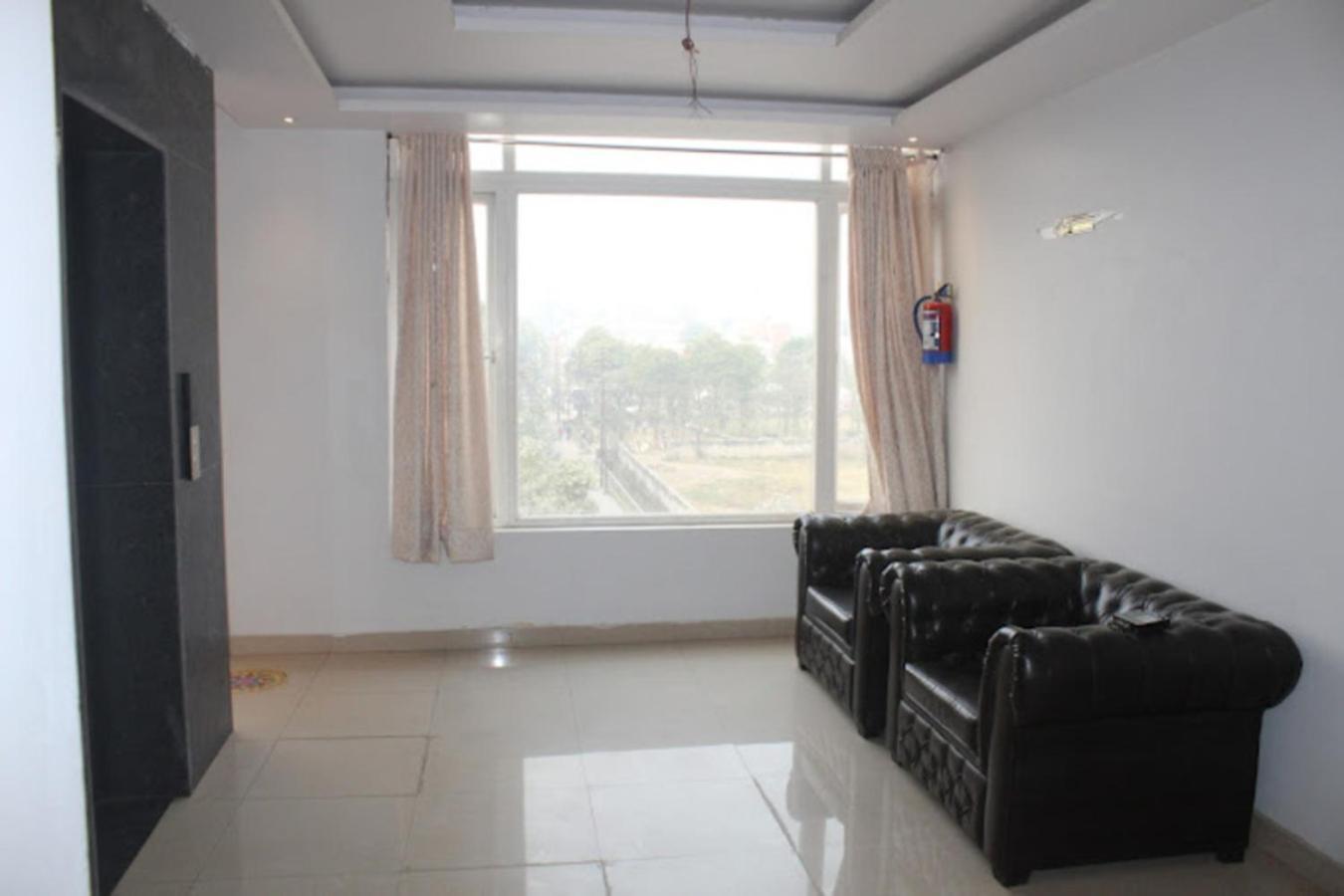 Hotel Gayatri Palace Lucknow Exterior photo